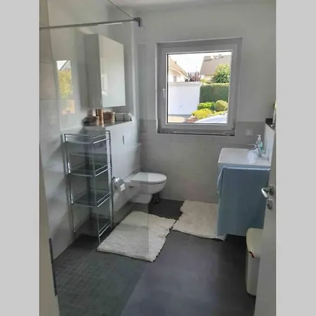 Ruhige Mit Terrasse Apartment Oberbrechen