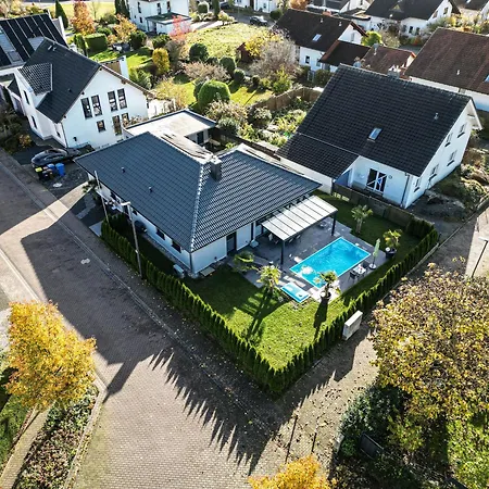 Ruhige Mit Terrasse
