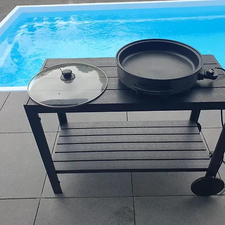 Lägenhet Ruhige Mit Terrasse Oberbrechen