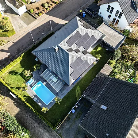 Ruhige Mit Terrasse *