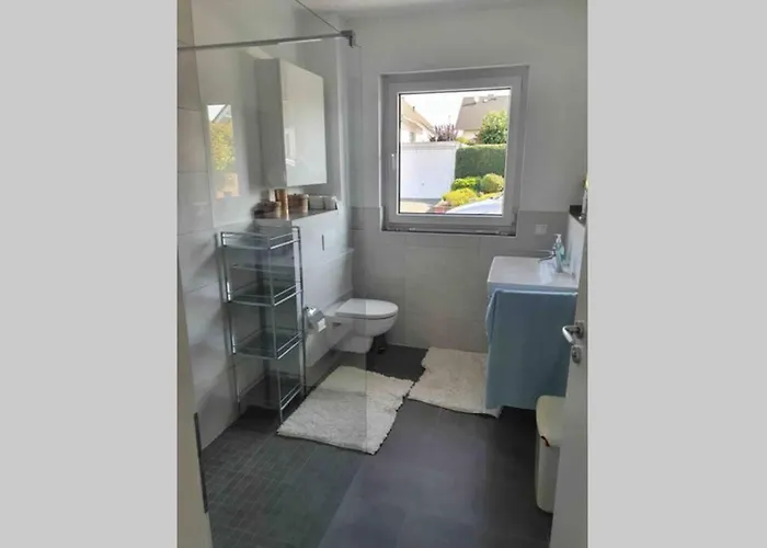 Ruhige Mit Terrasse Apartman Oberbrechen