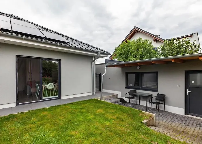 Apartman Ruhige Mit Terrasse Oberbrechen