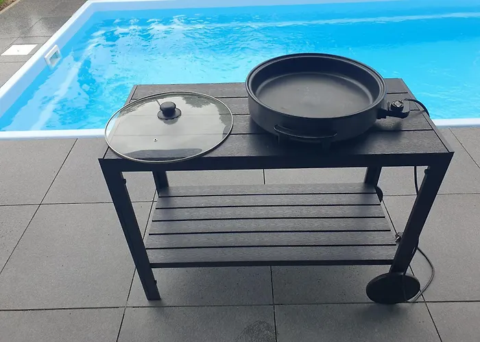 Apartman Ruhige Mit Terrasse Oberbrechen